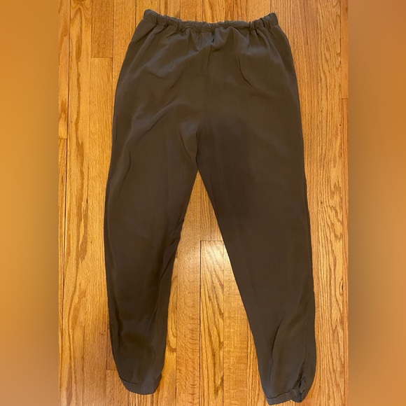 New Look Pants Women’s Medium Green Jogger Style Rayon Tapered, Front Pockets - Picture 2 of 9